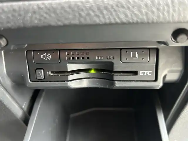 トヨタ ヴェルファイア 2．4Z 千葉県 2009(平21)年 9.4万km グレーM 両側パワースライドドア/フリップダウンモニター/純正７インチＨＤＤナビ/ワンセグＴＶ/ＥＴＣ/オットマンシート/社外１７インチアルミホイール/プッシュスタート/スマートキー