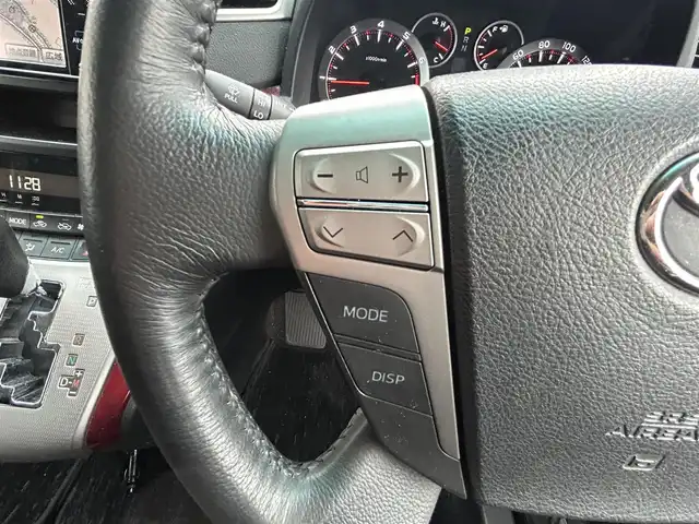 トヨタ ヴェルファイア 2．4Z 千葉県 2009(平21)年 9.4万km グレーM 両側パワースライドドア/フリップダウンモニター/純正７インチＨＤＤナビ/ワンセグＴＶ/ＥＴＣ/オットマンシート/社外１７インチアルミホイール/プッシュスタート/スマートキー