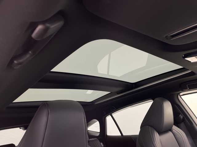 トヨタ ハリアー ハイブリッド Z レザーパッケージ 鹿児島県 2021(令3)年 2.4万km 黒 12・3インチ純正ディスプレイオーディオ/(BT/AM/FM)/JBLサウンドシステム/トヨタセーフティセンス/電動パーキングブレーキ/オートホールド/全方位カメラ/バックカメラ/モデリスタフルエアロ/ワイヤレス充電/パワーバックドア/前後コーナーセンサー/ブラインドスポットモニター/ヘッドアップディスプレイ/前席シートヒーター/前席シートエアコン/サンルーフ/前席パワーシート/レザーシート/純正19インチアルミホイール/純正フロアマット/純正LEDヘッドライト/アイドリングストップ/保証書/取扱説明書