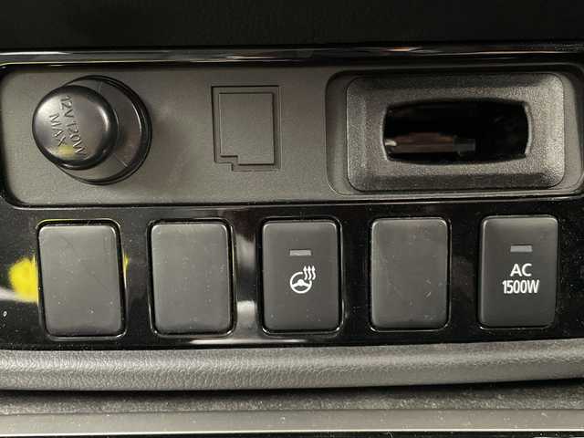 三菱 アウトランダー ＰＨＥＶ G Limited Edition 山形県 2018(平30)年 2.1万km アメジストブラック アルパイン１１インチナビ/（Ｂｌｕｅｔｏｏｔｈ接続/フルセグTV/追従型クルコン/バックカメラ/ドライブレコーダー/ＥＴＣ/ステアリングヒーター/前席パワーシート/前席シートヒーター/ハーフレザーシート/純正アルミホイール/前後センサー/AC1500W QUICK CHARGE（急速充電機能）付/LEDオートライト/オートハイビーム/フォグランプ/衝突被害軽減/レーンキープアシスト/スペアキー１本/ワンオーナー/保証書/取扱説明書