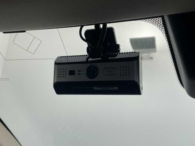 三菱 アウトランダー ＰＨＥＶ G Limited Edition 山形県 2018(平30)年 2.1万km アメジストブラック アルパイン１１インチナビ/（Ｂｌｕｅｔｏｏｔｈ接続/フルセグTV/追従型クルコン/バックカメラ/ドライブレコーダー/ＥＴＣ/ステアリングヒーター/前席パワーシート/前席シートヒーター/ハーフレザーシート/純正アルミホイール/前後センサー/AC1500W QUICK CHARGE（急速充電機能）付/LEDオートライト/オートハイビーム/フォグランプ/衝突被害軽減/レーンキープアシスト/スペアキー１本/ワンオーナー/保証書/取扱説明書