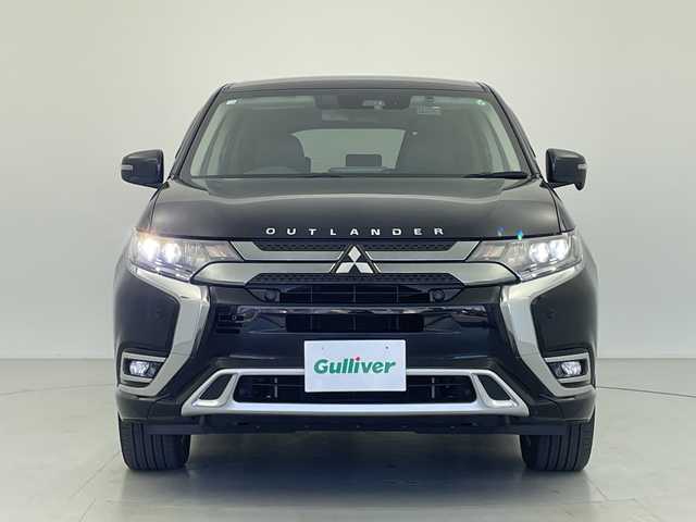 三菱 アウトランダー ＰＨＥＶ G Limited Edition 山形県 2018(平30)年 2.1万km アメジストブラック アルパイン１１インチナビ/（Ｂｌｕｅｔｏｏｔｈ接続/フルセグTV/追従型クルコン/バックカメラ/ドライブレコーダー/ＥＴＣ/ステアリングヒーター/前席パワーシート/前席シートヒーター/ハーフレザーシート/純正アルミホイール/前後センサー/AC1500W QUICK CHARGE（急速充電機能）付/LEDオートライト/オートハイビーム/フォグランプ/衝突被害軽減/レーンキープアシスト/スペアキー１本/ワンオーナー/保証書/取扱説明書