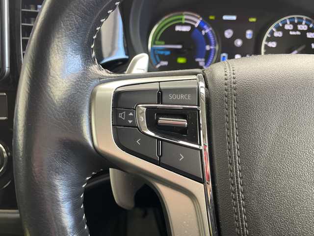 三菱 アウトランダー ＰＨＥＶ G Limited Edition 山形県 2018(平30)年 2.1万km アメジストブラック アルパイン１１インチナビ/（Ｂｌｕｅｔｏｏｔｈ接続/フルセグTV/追従型クルコン/バックカメラ/ドライブレコーダー/ＥＴＣ/ステアリングヒーター/前席パワーシート/前席シートヒーター/ハーフレザーシート/純正アルミホイール/前後センサー/AC1500W QUICK CHARGE（急速充電機能）付/LEDオートライト/オートハイビーム/フォグランプ/衝突被害軽減/レーンキープアシスト/スペアキー１本/ワンオーナー/保証書/取扱説明書