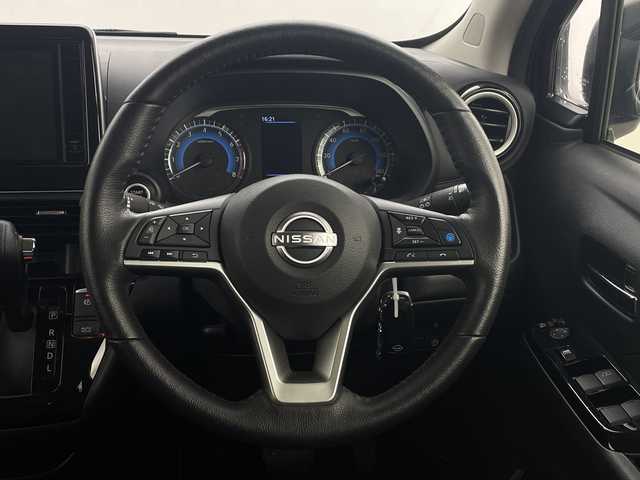 日産 デイズ HWS G ターボ プロパイロットED 新潟県 2024(令6)年 0.8万km オーシャンブルーP 4WD/純正ナビ/　　フルセグ/BT/FM/AM/アラウンドビューモニター/レーダークルーズコントロール/シートヒーター/LEDオートライト/純正15インチアルミホイール/ステアリングスイッチ/ステリングヒーター/USBポート/スマートキー/ETC