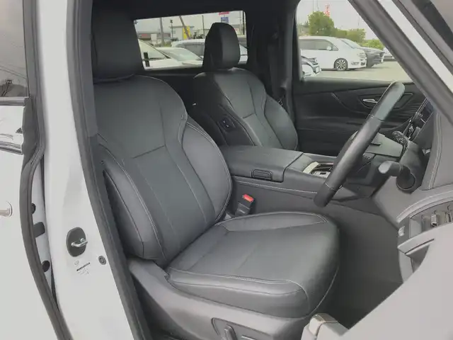 トヨタ アルファード Z 鳥取県 2024(令6)年 2.6万km プラチナホワイトパールマイカ ４・W・D/ワンオーナー/純正14インチコネクティッドナビ/フルセグ/BT/Miracast/パノラミックビューモニターモニター/ETC2.0・前後ドライブレコーダー/左右独立ムーンルーフ/トヨタセーフティセンス/ブラインドスポットモニター/ヘッドアップディスプレイ/ユニバーサルステップ/両側パワースライドドア/パワーバックドア/デジタルインナーミラー/タイプC接続　　/合皮レザーシート/前席パワーシート/運転席メモリーシート/前後席シートヒーター/エアシート/三眼LEDヘットライト/純正18インチアルミホイール/プッシュエンジンスタート/スペアキー