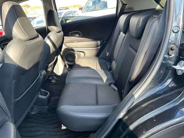 ホンダ ヴェゼル ハイブリッド Z ホンダセンシング 静岡県 2018(平30)年 8.9万km ミッドナイトブルービームM 純正8インチナビ[VXM-187VFEi]/（フルセグTV/ＣＤ/ＤＶＤ/Ｂｌｕｅｔｏｏｔｈ/AppleCarPlay）/ホンダセンシング/・衝突被害軽減ブレーキ/・車線逸脱警報機能/・アダプティブクルーズコントロール/バックカメラ/純正前後ドライブレコーダー/ビルトインＥＴＣ/ハーフレザーシート/シートヒーター/ステアリングスイッチ/LEDヘッドライト/純正アルミホイール/スマートキー×２/保証書/取扱説明書