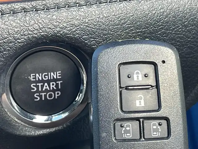 トヨタ シエンタ G 東京都 2015(平27)年 4.3万km コバルトブルーメタリック 純正ナビ　/両側電動ドア　/ドラレコ　/ビルトインＥＴＣ　　/衝突被害軽減　/横滑り防止　/TV　/Bluetooth　/バックカメラ　/DVD再生　/スマートキー　/スペアキー　/アイドリングストップ　/LED　/禁煙