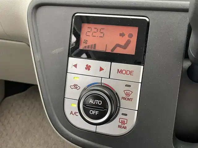 トヨタ パッソ X Lパッケージ 滋賀県 2022(令4)年 2.3万km キナコメタリック 禁煙車/純正ナビ/（Cd/SD/AUX/Bluetooth/フルセグTV）/バックカメラ/前方ドライブレコーダー/ビルトインETC/衝突被害軽減システム/クリアランスソナー/LEDヘッドライト/オートヘッドライト/オートマチックハイビーム/ステアリングリモコン/シートリフター/純正フロアマット/オートリトラーミラー/アイドリングストップ/スマートキー