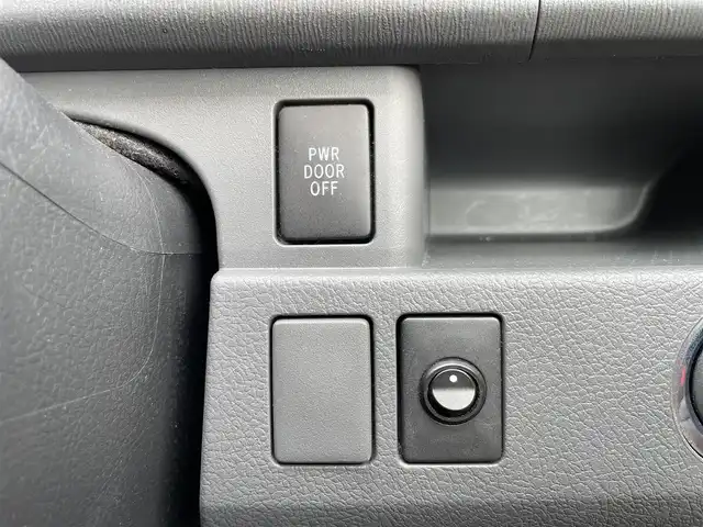 トヨタ ノア Si 大阪府 2009(平21)年 7.4万km ブラック 純正ナビ/   フルセグTV/CD/DVD/Bluetooth/USB/100V電源/バックモニター/９インチ後席モニター/コーナーセンサー/横滑り防止装置/柿本マフラー/BEO resolutionアルミホイール/両側パワースライドドア/ステアリングスイッチ/純正フロアマット/プッシュスタート/スマートキー/ＥＴＣ
