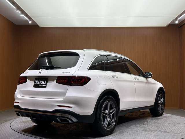 メルセデス・ベンツ ＧＬＣ２２０ d 4マチック AMGライン 千葉県 2020(令2)年 4.9万km ダイヤモンドホワイト レザーエクスクルーシブＰＫＧ　/パノラマＳＲ　/赤黒革シート　/ＡＣＣ　/Ｂｕｒｍｅｓｔｅｒサウンド　/ナビ　/ＴＶ　/３６０°シートヒーター　/電動リアゲート　/オートハイビーム　/衝突軽減Ｂ　/ＢＳＭ　/ＬＫＡ　/ＥＴＣ