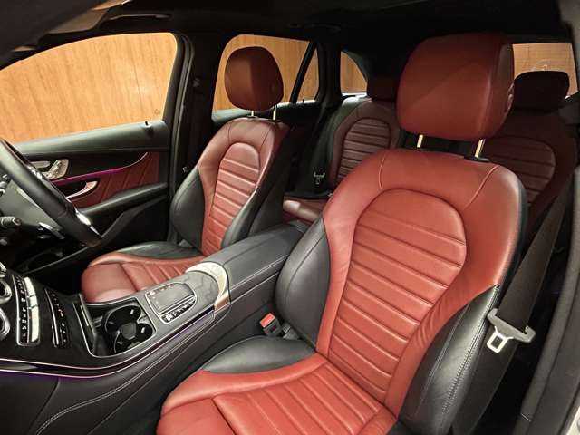 メルセデス・ベンツ ＧＬＣ２２０ d 4マチック AMGライン 千葉県 2020(令2)年 4.9万km ダイヤモンドホワイト レザーエクスクルーシブＰＫＧ　/パノラマＳＲ　/赤黒革シート　/ＡＣＣ　/Ｂｕｒｍｅｓｔｅｒサウンド　/ナビ　/ＴＶ　/３６０°シートヒーター　/電動リアゲート　/オートハイビーム　/衝突軽減Ｂ　/ＢＳＭ　/ＬＫＡ　/ＥＴＣ
