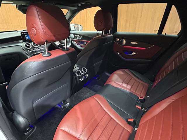 メルセデス・ベンツ ＧＬＣ２２０ d 4マチック AMGライン 千葉県 2020(令2)年 4.9万km ダイヤモンドホワイト レザーエクスクルーシブＰＫＧ　/パノラマＳＲ　/赤黒革シート　/ＡＣＣ　/Ｂｕｒｍｅｓｔｅｒサウンド　/ナビ　/ＴＶ　/３６０°シートヒーター　/電動リアゲート　/オートハイビーム　/衝突軽減Ｂ　/ＢＳＭ　/ＬＫＡ　/ＥＴＣ