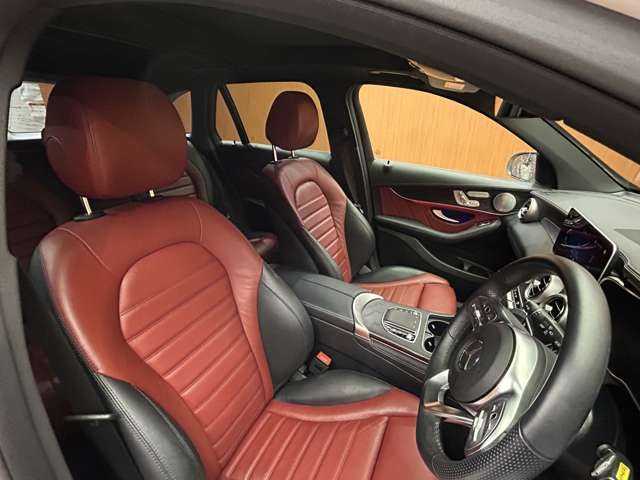 メルセデス・ベンツ ＧＬＣ２２０ d 4マチック AMGライン 千葉県 2020(令2)年 4.9万km ダイヤモンドホワイト レザーエクスクルーシブＰＫＧ　/パノラマＳＲ　/赤黒革シート　/ＡＣＣ　/Ｂｕｒｍｅｓｔｅｒサウンド　/ナビ　/ＴＶ　/３６０°シートヒーター　/電動リアゲート　/オートハイビーム　/衝突軽減Ｂ　/ＢＳＭ　/ＬＫＡ　/ＥＴＣ