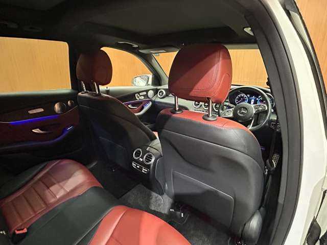 メルセデス・ベンツ ＧＬＣ２２０ d 4マチック AMGライン 千葉県 2020(令2)年 4.9万km ダイヤモンドホワイト レザーエクスクルーシブＰＫＧ　/パノラマＳＲ　/赤黒革シート　/ＡＣＣ　/Ｂｕｒｍｅｓｔｅｒサウンド　/ナビ　/ＴＶ　/３６０°シートヒーター　/電動リアゲート　/オートハイビーム　/衝突軽減Ｂ　/ＢＳＭ　/ＬＫＡ　/ＥＴＣ