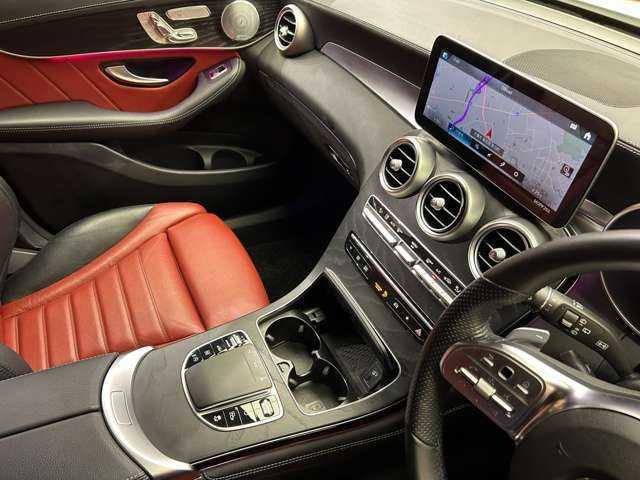 メルセデス・ベンツ ＧＬＣ２２０ d 4マチック AMGライン 千葉県 2020(令2)年 4.9万km ダイヤモンドホワイト レザーエクスクルーシブＰＫＧ　/パノラマＳＲ　/赤黒革シート　/ＡＣＣ　/Ｂｕｒｍｅｓｔｅｒサウンド　/ナビ　/ＴＶ　/３６０°シートヒーター　/電動リアゲート　/オートハイビーム　/衝突軽減Ｂ　/ＢＳＭ　/ＬＫＡ　/ＥＴＣ