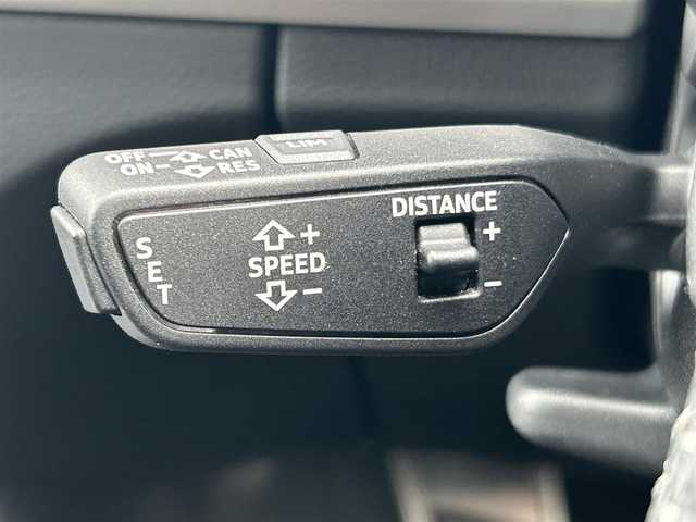 アウディ Ｑ５ 40TDIクワトロ 福岡県 2019(令1)年 2.9万km 紺 アダプティブクルーズコントロール/ブラインドスポットモニター/レーンキープアシスト/バーチャルコックピット/マトリクスLEDライト/オートハイビーム/ハーフレザーシート/全席シートヒーター/純正ナビ/フルセグTV/全方位カメラ/Bluetooth/パワーバックドア/オートワイパー　/前後ドライブレコーダー/純正19インチアルミホイール/ETC2.0/取扱説明書/保証書/スペアキー×1