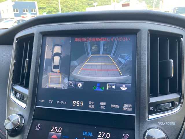 トヨタ クラウン アスリート S-T 愛媛県 2015(平27)年 8.9万km ホワイトパールクリスタルシャイン メーカーオプションナビ /・CD/DVD/Blu-ray/フルセグTV /・Bluetooth/MSV/USB/AUX /全方位モニター/・フロントカメラ/・バックカメラ /前方ドライブレコーダー /ビルトインETC /革シート /・D/N席パワーシート /・D/N席シートヒーター /・D/N席エアーシート/クルーズコントロール/パドルシフト/コーナーセンサー/純正アルミホイール/アイドリングストップ/クラウンロゴカーテシーランプ/LEDオートライト/・フォグランプ/プッシュスタート/電動格納ミラー/・ウィンカーミラー /取扱説明書/保証書