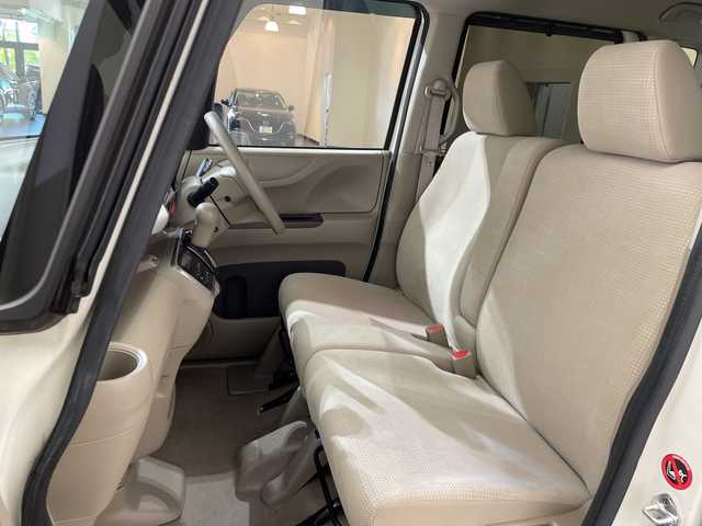 ホンダ Ｎ ＢＯＸ ＋ G Lパッケージ 愛媛県 2017(平29)年 5万km プレミアムホワイトパールⅡ 純正ナビ/ワンセグ／ＣＤ／ＵＳＢ/バックカメラ/ＥＴＣ/片側パワースライドドア/福祉車両/車いす仕様車/スマートキー