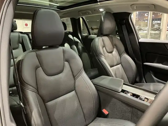 ボルボ ボルボ Ｖ６０ クロスカントリー アルティメット B5 AWD 道央・札幌 2024(令6)年 0.2万km オニキスブラックP メタリックペイント/電動パノラマガラスサンルーフ/Googleナビ/USB/BT/パークアシスト/ワイヤレスチャージング/ヘッドアップディスプレイ/ナッパレザーシート/シートヒーター/シートベンチレーション/ステアリングヒーター/harman/kardonサラウンド/4ゾーンエアコン/パワーテールゲート