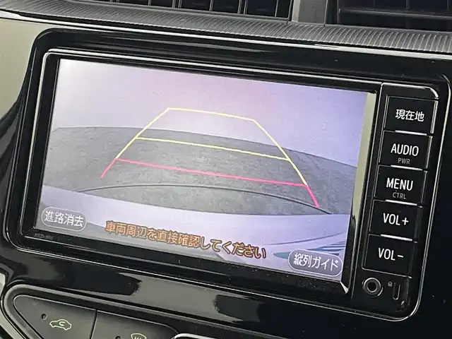 トヨタ アクア 福島県 2018(平30)年 2.1万km シルバーM ワンオーナー　/トヨタセーフティーセンス　/・PCS/・車線逸脱警報/・オートハイビーム/純正メモリナビゲーション　/ＥＴＣ　/バックカメラ　/革巻きステアリング　/・チルトステアリング　/プッシュスタート　/・スマートキー　/・スペアキー　/ＬＥＤライト　/・オートライト/・フォグライト/取扱説明書/・保証書/純正フロアマット/・ドアバイザー