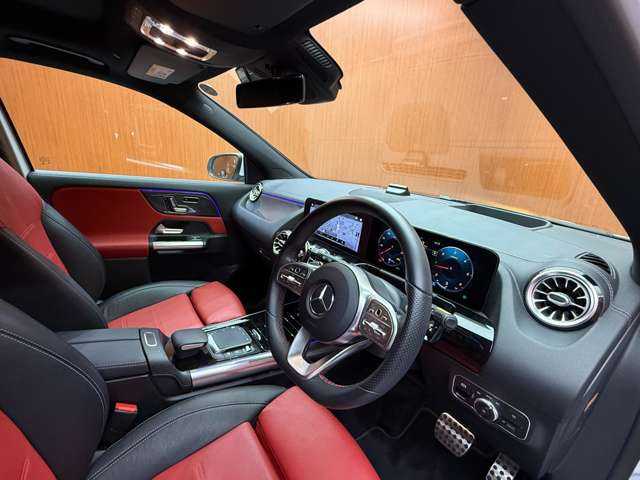 メルセデス・ベンツ ＧＬＡ２００ｄ 4マチック AMGライン 千葉県 2020(令2)年 5.4万km デジタルホワイト ＡＭＧレザーエクスクルーシブＰＫＧ　/アドバンスドＰＫＧ　/パノラマＳＲ　/赤黒レザーシート　/ＡＣＣ　/ナビ　/ＴＶ　/３６０°ＨＵＤ　/アンビエントライト　/シートＨ　/電動リアゲート　/レーダーセーフティＰＫＧ