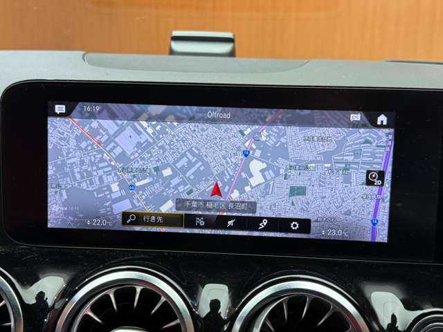 メルセデス・ベンツ ＧＬＡ２００ｄ 4マチック AMGライン 千葉県 2020(令2)年 5.4万km デジタルホワイト ＡＭＧレザーエクスクルーシブＰＫＧ　/アドバンスドＰＫＧ　/パノラマＳＲ　/赤黒レザーシート　/ＡＣＣ　/ナビ　/ＴＶ　/３６０°ＨＵＤ　/アンビエントライト　/シートＨ　/電動リアゲート　/レーダーセーフティＰＫＧ