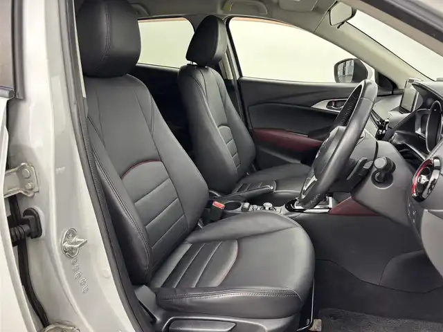 マツダ ＣＸ－３ XD ツーリング 福岡県 2015(平27)年 7.4万km セラミックM 純正ナビ（フルセグＴＶ）　/衝突軽減システム　/レーンキープ　/横滑り防止装置　/ＢＳＭ　/レーダークルコン　/パドルシフト　/アイドリングストップ　/ＥＴＣ　/ＨＵＤ　/オートライト　/ＬＥＤ　/純正１８型アルミホイール