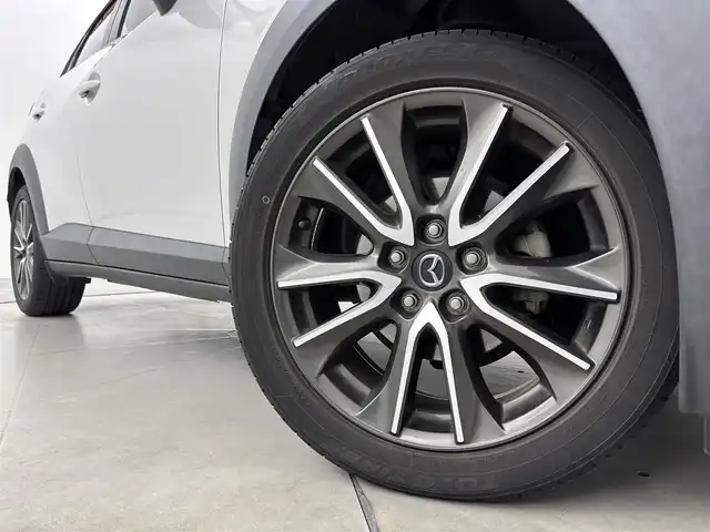 マツダ ＣＸ－３ XD ツーリング 福岡県 2015(平27)年 7.4万km セラミックM 純正ナビ（フルセグＴＶ）　/衝突軽減システム　/レーンキープ　/横滑り防止装置　/ＢＳＭ　/レーダークルコン　/パドルシフト　/アイドリングストップ　/ＥＴＣ　/ＨＵＤ　/オートライト　/ＬＥＤ　/純正１８型アルミホイール