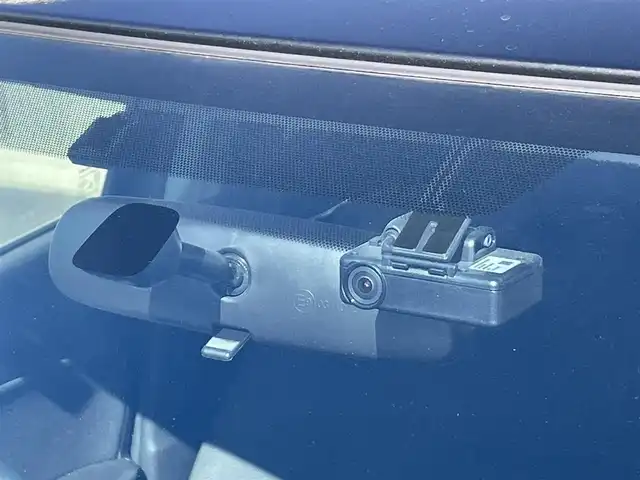 スズキ バレーノ XS 群馬県 2019(平31)年 6.8万km ミッドナイトブラックP Pioneerディスプレイオーディオ/（FM/AM/Bluetooth/CD/DVD/USB//Apple CarPlay/ Android Auto）/レーダーブレーキサポートII/アダプティブクルーズコントロール/Wエアバッグ/プッシュスタート/スマートキー/AAC/D+N席シートヒーター/ステアリングスイッチ/革巻きステアリング/インターバルタイマー調整式間欠ワイパー/電格ウインカーミラー/ヘッドライトレベライザー/オートライト/フォグランプ/HIDヘッドライト/ドアバイザー/純正16インチアルミホイール/純正フロアマット/前方ドラレコ/純正ETC/フットイルミネーション/社外スタッドレスタイヤ付きホイール4本車載/取扱説明書/スペアキー×1