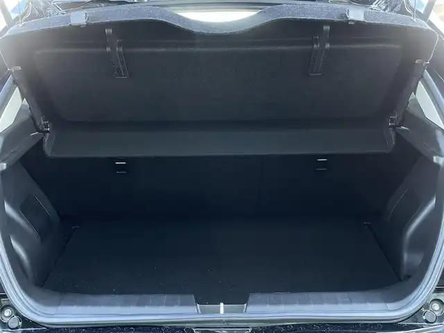 スズキ バレーノ XS 群馬県 2019(平31)年 6.8万km ミッドナイトブラックP Pioneerディスプレイオーディオ/（FM/AM/Bluetooth/CD/DVD/USB//Apple CarPlay/ Android Auto）/レーダーブレーキサポートII/アダプティブクルーズコントロール/Wエアバッグ/プッシュスタート/スマートキー/AAC/D+N席シートヒーター/ステアリングスイッチ/革巻きステアリング/インターバルタイマー調整式間欠ワイパー/電格ウインカーミラー/ヘッドライトレベライザー/オートライト/フォグランプ/HIDヘッドライト/ドアバイザー/純正16インチアルミホイール/純正フロアマット/前方ドラレコ/純正ETC/フットイルミネーション/社外スタッドレスタイヤ付きホイール4本車載/取扱説明書/スペアキー×1