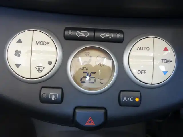 日産 マイクラ Ｃ＋Ｃ 静岡県 2007(平19)年 10.5万km ワインＭ マーチマイクラコンバーチブル/電動オープン/スタイリッシュガラスルーフ/自店管理ユーザー買取車両/車検令和9年5月まで/禁煙車/HIDヘッドライト/純正CDチューナー/ETC/革巻きステアリング/フロントフォグランプ/社外16インチアルミ/イモビライザー/保証書