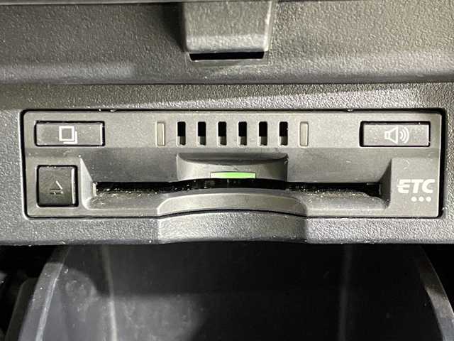 トヨタ ヴェルファイア ハイブリット X サイドリフトアップ 神奈川県 2018(平30)年 6.8万km バーニングブラッククリスタルシャインガラスフレーク ウェルキャブ車サイドリフトアップシート車【脱着タイプ電動式】/リア電動ウインチリフト/4WD/社外8型メモリーナビゲーション【AVIC-RL802】/社外アルパイン12型フリップダウンモニター【RXH12X-L】/フルセグ　CD DVD　iPod　Bluetooth　MSVSD　AUX　USB　HDMI/両側電動スライドドア/セーフティセンス/レーダークルーズコントロール/プリクラッシュセーフティ/ロードサインアシスト/オートマチックハイビーム/先行車発進お知らせ/前後ソナー/革巻きステアリング/EV/DRIVEMODE/社外前方ドライブレコーダー/純正ビルトインETC/電動パーキングブレーキ/オートブレーキホールド/プッシュスタート/スマートキー/2眼LEDヘッドランプ/オートライト/LEDフロントフォグランプ/純正17インチアルミホイール/純正リアスポイラー/　　　