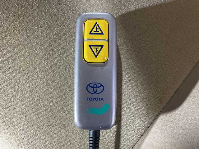 トヨタ ヴェルファイア ハイブリット X サイドリフトアップ 神奈川県 2018(平30)年 6.8万km バーニングブラッククリスタルシャインガラスフレーク ウェルキャブ車サイドリフトアップシート車【脱着タイプ電動式】/リア電動ウインチリフト/4WD/社外8型メモリーナビゲーション【AVIC-RL802】/社外アルパイン12型フリップダウンモニター【RXH12X-L】/フルセグ　CD DVD　iPod　Bluetooth　MSVSD　AUX　USB　HDMI/両側電動スライドドア/セーフティセンス/レーダークルーズコントロール/プリクラッシュセーフティ/ロードサインアシスト/オートマチックハイビーム/先行車発進お知らせ/前後ソナー/革巻きステアリング/EV/DRIVEMODE/社外前方ドライブレコーダー/純正ビルトインETC/電動パーキングブレーキ/オートブレーキホールド/プッシュスタート/スマートキー/2眼LEDヘッドランプ/オートライト/LEDフロントフォグランプ/純正17インチアルミホイール/純正リアスポイラー/　　　