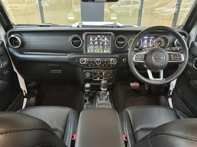 クライスラー・ジープ ジープ ラングラー アンリミテッド サハラ 石川県 2020(令2)年 5.8万km 白 黒革シート/シートヒーター/衝突軽減ブレーキ/アダプティブクルーズコントロール/ブラインドスポットモニター/純正ナビ/フルセグTV/AppleCarPlay/バックカメラ/クリアランスソナー/LEDヘッドライト/ALPINEサウンド