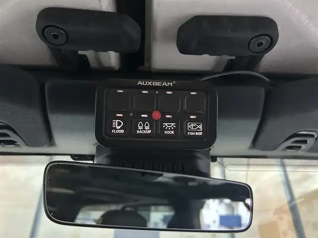 クライスラー・ジープ ジープ ラングラー アンリミテッド サハラ 石川県 2020(令2)年 5.8万km 白 黒革シート/シートヒーター/衝突軽減ブレーキ/アダプティブクルーズコントロール/ブラインドスポットモニター/純正ナビ/フルセグTV/AppleCarPlay/バックカメラ/クリアランスソナー/LEDヘッドライト/ALPINEサウンド