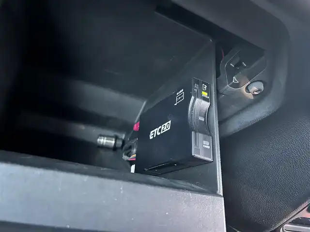 クライスラー・ジープ ジープ ラングラー アンリミテッド サハラ 石川県 2020(令2)年 5.8万km 白 黒革シート/シートヒーター/衝突軽減ブレーキ/アダプティブクルーズコントロール/ブラインドスポットモニター/純正ナビ/フルセグTV/AppleCarPlay/バックカメラ/クリアランスソナー/LEDヘッドライト/ALPINEサウンド