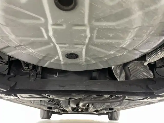 日産 ノート e－パワー メダリスト Bアロー 福島県 2019(平31)年 3.7万km ブリリアントホワイトパール/スーパーブラック 2トーン 衝突軽減/・踏み間違い防止/・ハイビームアシスト/・車線逸脱警報/・ふらつき警報/・標識認識/・クリアランスソナー/純正7インチナビ/・フルセグ/TV/BT/SD/USB/CD/DVD/FM/AM/バックカメラ/・全方位カメラ/追従走行付きクルーズコントロール/LEDオートライト/・フォグライト/ハーフレザー/純正アルミホイール付きサマータイヤ/ETC/ドラレコ/純正フロアマット/ウィンカーミラー/・オートミラー/デジタルインナーミラー/プッシュスタート/・スマートキー/・スペアキー