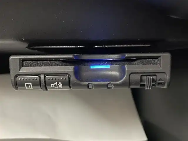 日産 ノート e－パワー メダリスト Bアロー 福島県 2019(平31)年 3.7万km ブリリアントホワイトパール/スーパーブラック 2トーン 衝突軽減/・踏み間違い防止/・ハイビームアシスト/・車線逸脱警報/・ふらつき警報/・標識認識/・クリアランスソナー/純正7インチナビ/・フルセグ/TV/BT/SD/USB/CD/DVD/FM/AM/バックカメラ/・全方位カメラ/追従走行付きクルーズコントロール/LEDオートライト/・フォグライト/ハーフレザー/純正アルミホイール付きサマータイヤ/ETC/ドラレコ/純正フロアマット/ウィンカーミラー/・オートミラー/デジタルインナーミラー/プッシュスタート/・スマートキー/・スペアキー