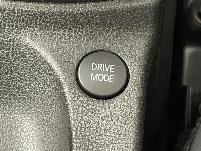 日産 ノート e－パワー メダリスト Bアロー 福島県 2019(平31)年 3.7万km ブリリアントホワイトパール/スーパーブラック 2トーン 衝突軽減/・踏み間違い防止/・ハイビームアシスト/・車線逸脱警報/・ふらつき警報/・標識認識/・クリアランスソナー/純正7インチナビ/・フルセグ/TV/BT/SD/USB/CD/DVD/FM/AM/バックカメラ/・全方位カメラ/追従走行付きクルーズコントロール/LEDオートライト/・フォグライト/ハーフレザー/純正アルミホイール付きサマータイヤ/ETC/ドラレコ/純正フロアマット/ウィンカーミラー/・オートミラー/デジタルインナーミラー/プッシュスタート/・スマートキー/・スペアキー