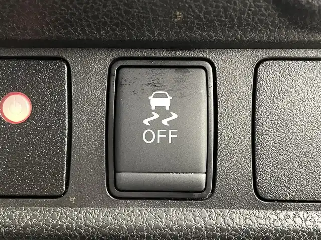 日産 ノート e－パワー メダリスト Bアロー 福島県 2019(平31)年 3.7万km ブリリアントホワイトパール/スーパーブラック 2トーン 衝突軽減/・踏み間違い防止/・ハイビームアシスト/・車線逸脱警報/・ふらつき警報/・標識認識/・クリアランスソナー/純正7インチナビ/・フルセグ/TV/BT/SD/USB/CD/DVD/FM/AM/バックカメラ/・全方位カメラ/追従走行付きクルーズコントロール/LEDオートライト/・フォグライト/ハーフレザー/純正アルミホイール付きサマータイヤ/ETC/ドラレコ/純正フロアマット/ウィンカーミラー/・オートミラー/デジタルインナーミラー/プッシュスタート/・スマートキー/・スペアキー