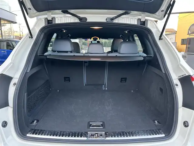 ポルシェ カイエン 千葉県 2011(平23)年 7.2万km 白 ワンオーナー/正規ディーラー点検記録簿8枚/クラリオン製ナビ/フルセグTV/Bluetoothオーディオ/バックカメラ/ETC/フロントドライブレコーダー/前席シートヒーター/クルーズコントロール/アイドリングストップ/電動パーキングブレーキ/AW付スタッドレス有/スペアキー有/保証書/取扱説明書/ナビ取扱説明書