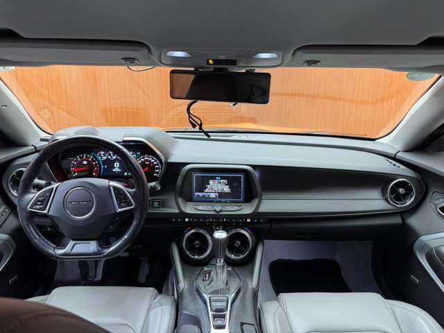 シボレー カマロ LT RS 千葉県 2018(平30)年 3万km グレーＭ クルーズコントロール　/HUD　/本革シート　/BOSEサウンド　/CarPlay/Bカメラ　/Bluetooth接続　/電動シート　/シートヒーター　/ベンチレーション　/ステアリングヒーター　/純正20インチAW　/BSM　/LKA　/ETC