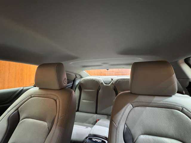 シボレー カマロ LT RS 千葉県 2018(平30)年 3万km グレーＭ クルーズコントロール　/HUD　/本革シート　/BOSEサウンド　/CarPlay/Bカメラ　/Bluetooth接続　/電動シート　/シートヒーター　/ベンチレーション　/ステアリングヒーター　/純正20インチAW　/BSM　/LKA　/ETC