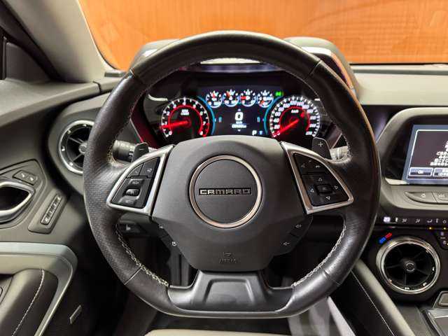 シボレー カマロ LT RS 千葉県 2018(平30)年 3万km グレーＭ クルーズコントロール　/HUD　/本革シート　/BOSEサウンド　/CarPlay/Bカメラ　/Bluetooth接続　/電動シート　/シートヒーター　/ベンチレーション　/ステアリングヒーター　/純正20インチAW　/BSM　/LKA　/ETC