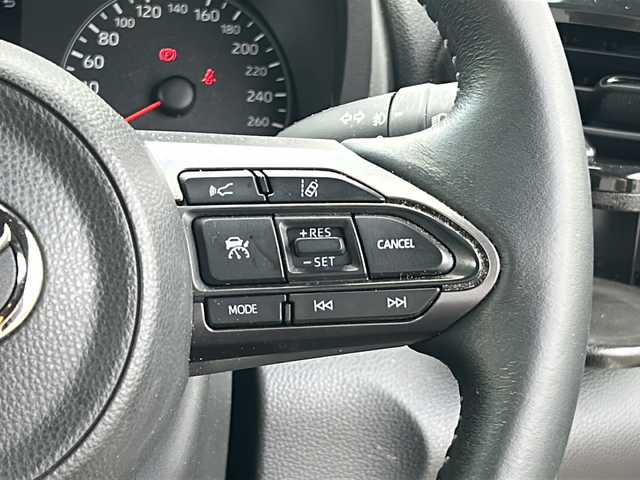 トヨタ ＧＲヤリス RZ ハイパフォーマンス 秋田県 2021(令3)年 3.4万km プラチナホワイトパールマイカ 登録時走行距離33495km/４WD/純正HDDナビ/Bluetooth/社外メーター/バックカメラ/フルセグTV/ETC2.0/クルーズコントロール/ディスプレイオーディオ/前後コーナーセンサー/横滑り防止装置/盗難防止装置/レーンキープアシスト/衝突被害軽減システム/純正AW/フロントリア社外タワーバー/社外エアクリーナ/格納ウィンカーミラー/LEDヘッドライト/フォグランプ