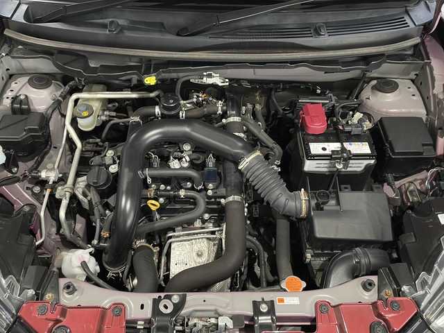 トヨタ ライズ G 新潟県 2020(令2)年 6.5万km ファイアークォーツレッドM 4WD/社外ナビ/　　フルセグ/CD/SD/BT/バックカメラ/LEDオートライト/Fフォグ/シートヒーター/ステアリングスイッチ/寒冷地仕様/ウィンカーミラー/電格ミラー/USBポート/純正アルミホイール付サマータイヤ車載/スマートキー