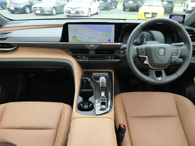 トヨタ クラウン スポーツ Z 千葉県 2024(令6)年 1万km パールⅡ Toyota Safety Sense/・プリクラッシュセーフティ/・レーンディパーチャーアラート/・オートハイビーム/・レーダークルーズコントロール/・ブラインドスポットモニター/・RCTA（リヤクロストラフィックアラート）/ガラスルーフ/デジタルインナーミラー/パワーバックドア/純正コネクティッドナビ/地デジTV/【Bluetooth接続】/パノラミックビューモニター/電動リアゲート/リバース連動ドアミラー（左/右）/置くだけ充電/社外レーダー/ドライブレコーダー/レザーシート/前席パワーシート/エアシート/シートヒーター/革巻きステアリング/ステアリングスイッチ/ETC（2.0）/LEDヘッドライト/ウインカーミラー/クリアランスソナー/純正21インチアルミホイル/サイド/カーテン/ニーエアバッグ/スマートキー