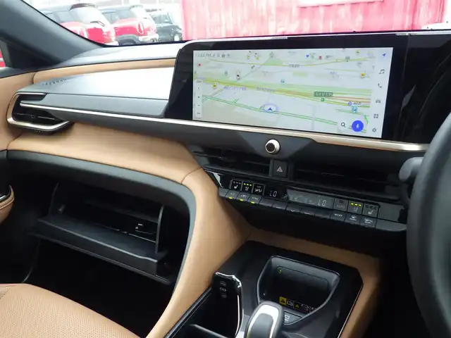 トヨタ クラウン スポーツ Z 千葉県 2024(令6)年 1万km パールⅡ Toyota Safety Sense/・プリクラッシュセーフティ/・レーンディパーチャーアラート/・オートハイビーム/・レーダークルーズコントロール/・ブラインドスポットモニター/・RCTA（リヤクロストラフィックアラート）/ガラスルーフ/デジタルインナーミラー/パワーバックドア/純正コネクティッドナビ/地デジTV/【Bluetooth接続】/パノラミックビューモニター/電動リアゲート/リバース連動ドアミラー（左/右）/置くだけ充電/社外レーダー/ドライブレコーダー/レザーシート/前席パワーシート/エアシート/シートヒーター/革巻きステアリング/ステアリングスイッチ/ETC（2.0）/LEDヘッドライト/ウインカーミラー/クリアランスソナー/純正21インチアルミホイル/サイド/カーテン/ニーエアバッグ/スマートキー