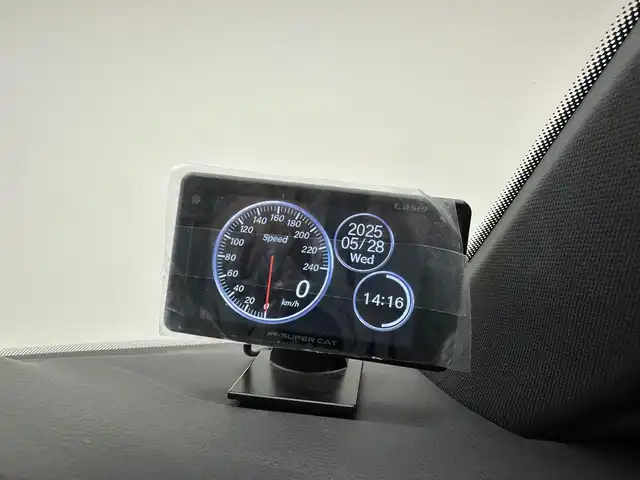 フォルクスワーゲン ＶＷ アルテオン TSI 4モーション Rラインアドバンス 兵庫県 2021(令3)年 3.5万km パール 純正ディスプレイオーディオ　/全方位モニター　/ビルトインＥＴＣ　/パーキングアシスト　/電子パーキング　/オートホールド　/レーンチェンジアシスト　/レーダークルーズコントロール　/ｈａｒｍａｎ／ｋａｒｂｏｎ/パワーシート/ガラスルーフ/コーナーセンサー/レザーシート/フロントアシスト/レーンキープアシスト/シートヒーター