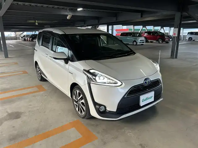 トヨタ シエンタ ハイブリッド G 静岡県 2017(平29)年 7.4万km ホワイトパールクリスタルシャイン 純正SDナビ/フルセグ/バックカメラ/ビルトインETC/両側電動スライドドア/ドライブレコーダー/LEDヘッドライト/純正AW